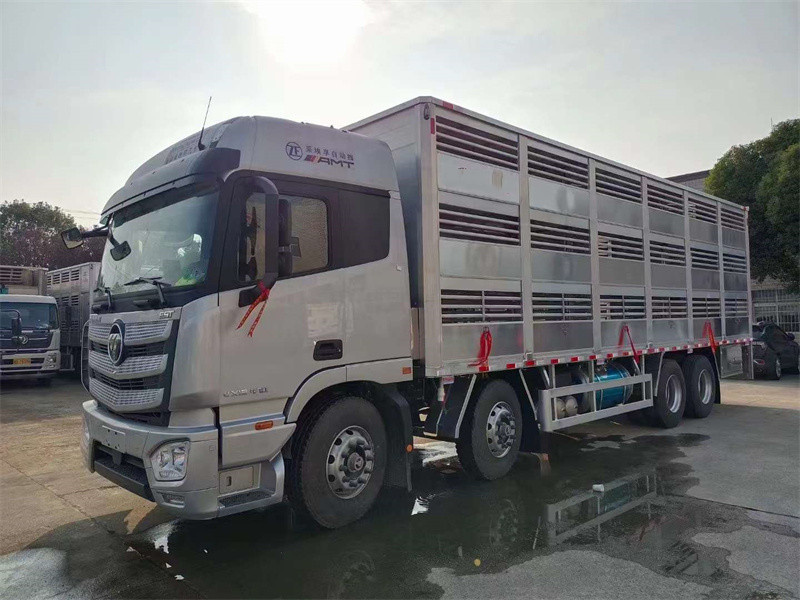 福田歐曼470自動擋畜禽運輸車